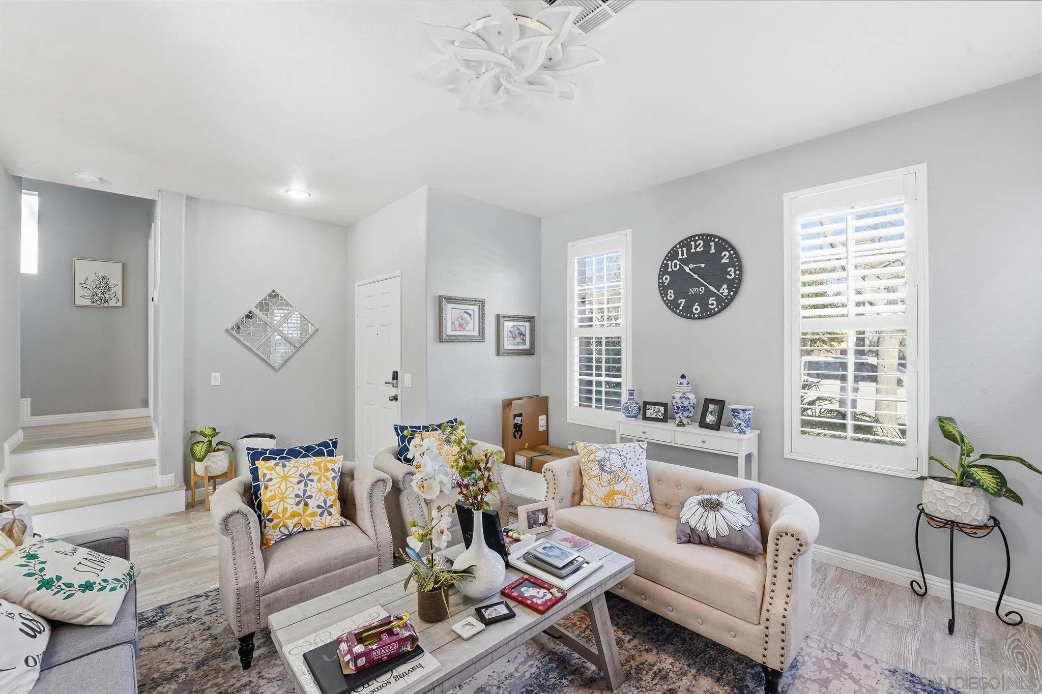 https://cdn.realtyfeed.com/cdn/127/260001560/505086ccf908195ef30d49ec19781ac4.webp