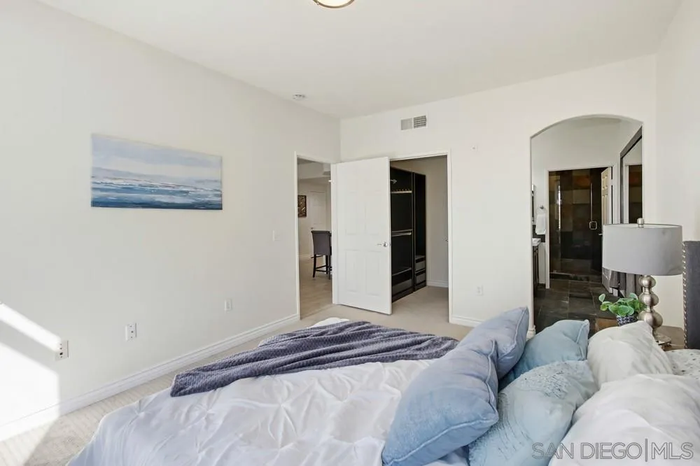 Photo #12: 260001563 Listing: Photo #12