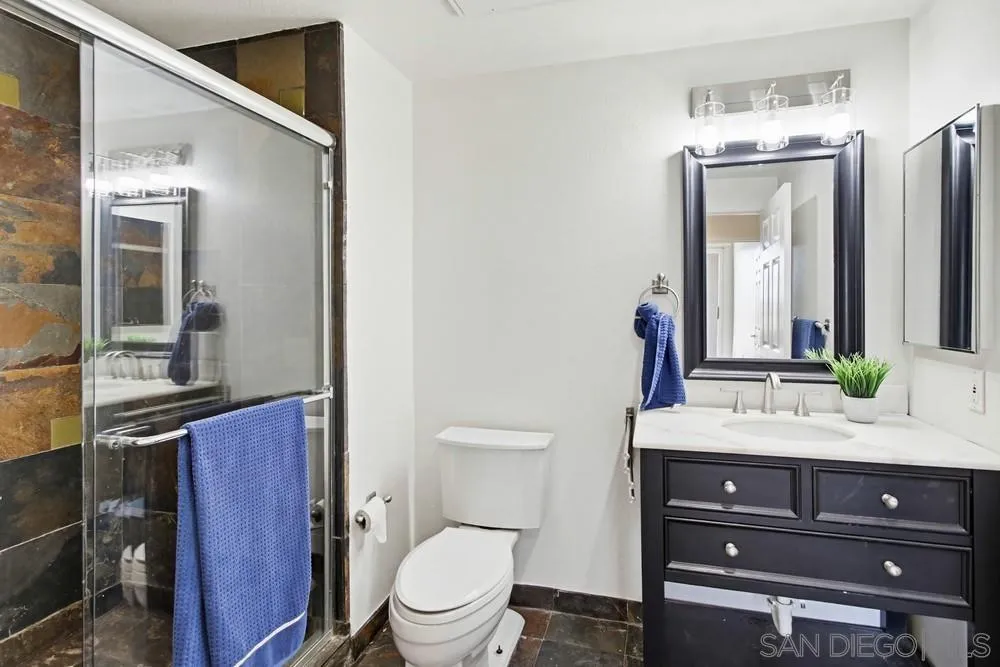 Photo #17: 260001563 Listing: Photo #17