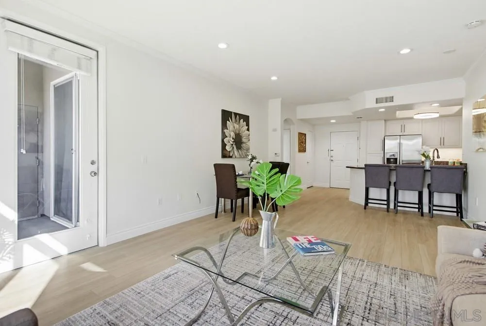 Photo #6: 260001563 Listing: Photo #6