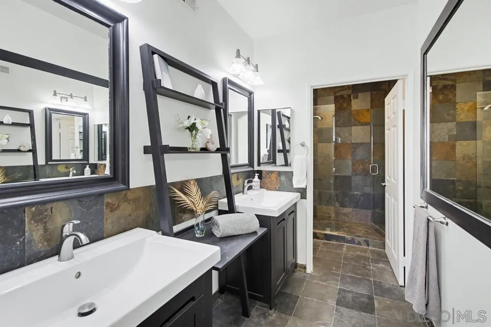 Photo #13: 260001563 Listing: Photo #13