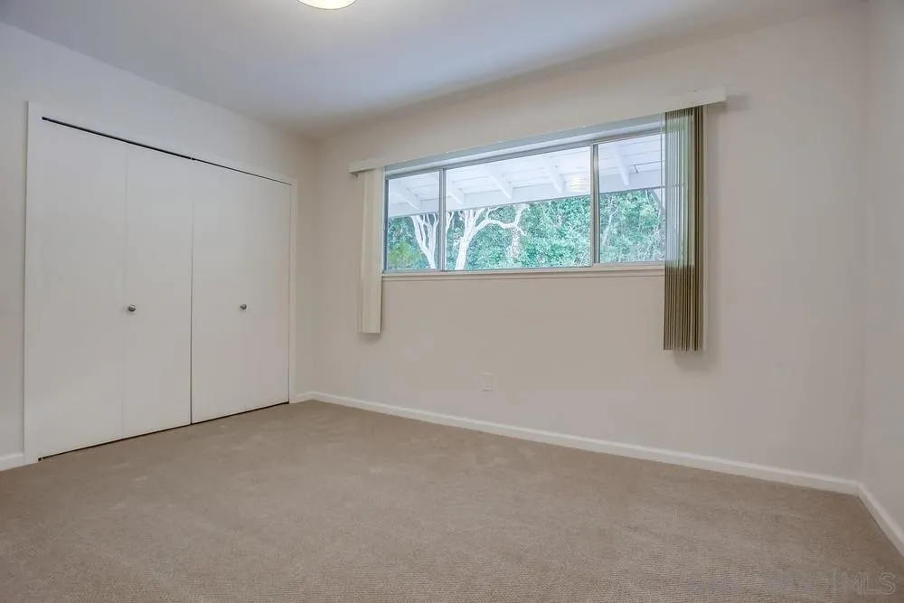 https://cdn.realtyfeed.com/cdn/127/260001565/2ed018051637a835b10081b07f8d6a57.webp