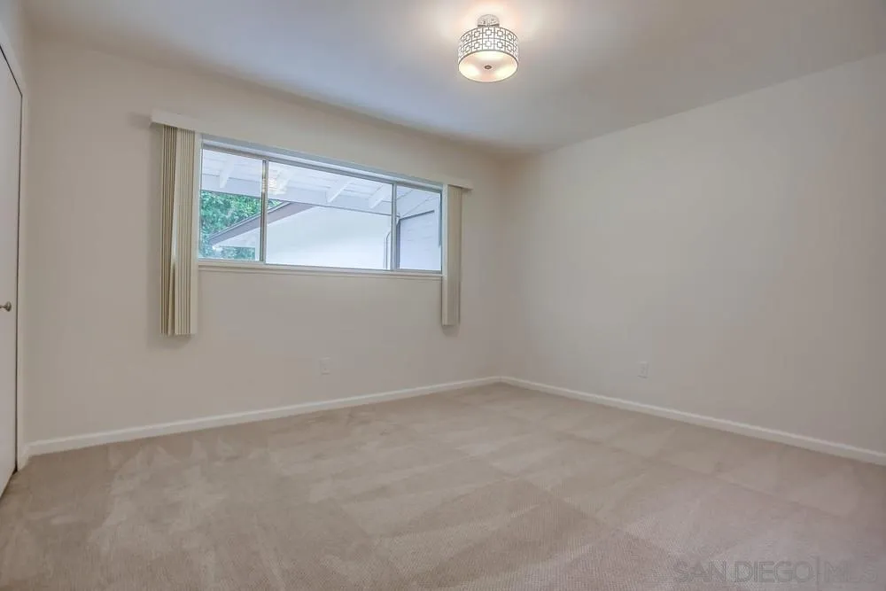 https://cdn.realtyfeed.com/cdn/127/260001565/83a3f3c7c042310ee62cba4ad0fe941b.webp