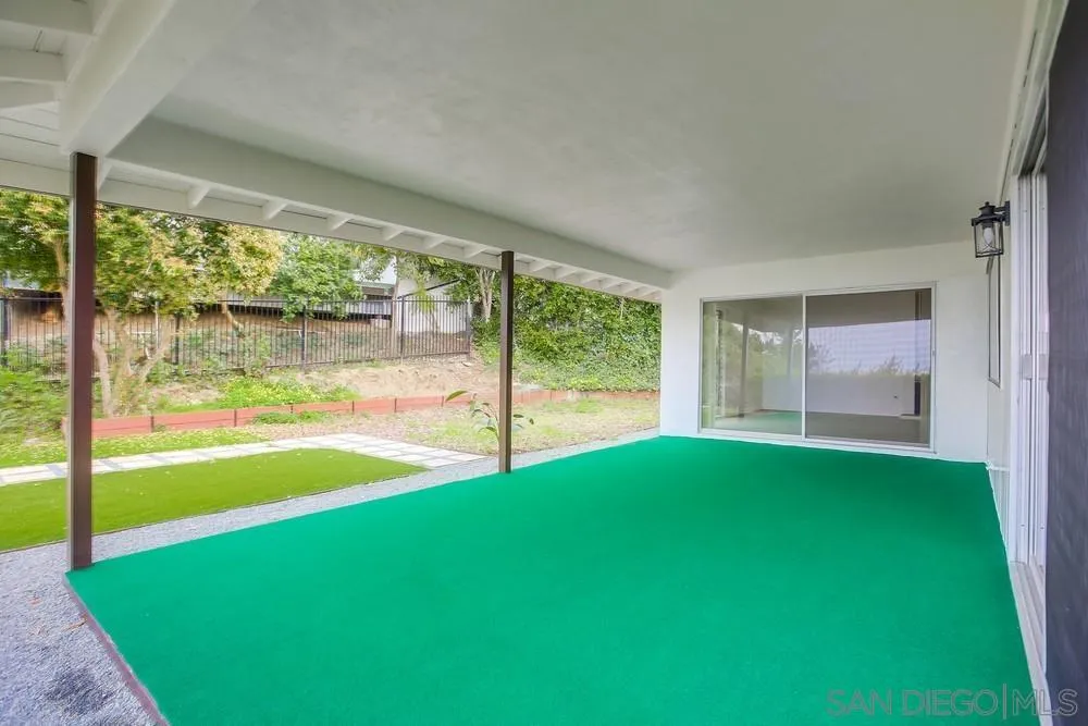 https://cdn.realtyfeed.com/cdn/127/260001565/8b2685b0dc84389576f9d69cdf55266e.webp