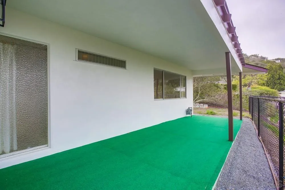 https://cdn.realtyfeed.com/cdn/127/260001565/dc4a6fe65dda3416a38a10796eb45263.webp