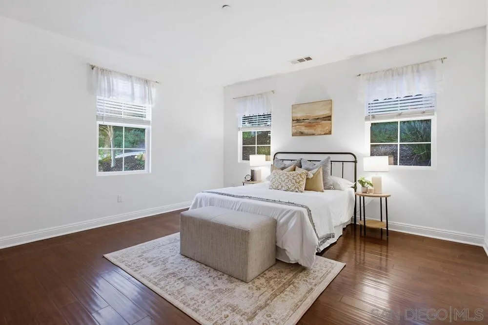 https://cdn.realtyfeed.com/cdn/127/260001566/76c0b9c7a346a43a401f5a263de8a199.webp