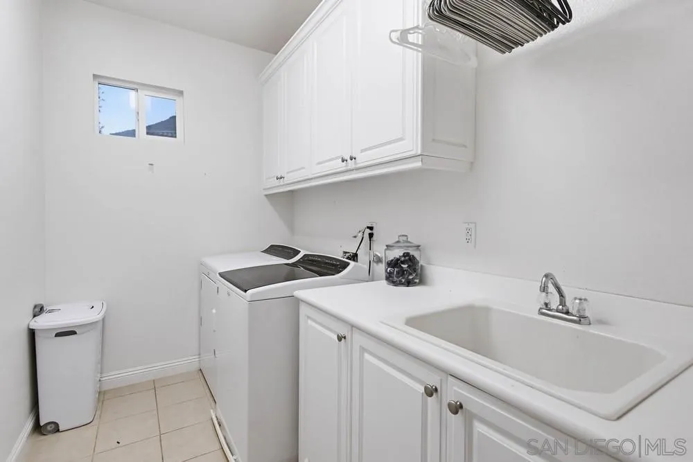 https://cdn.realtyfeed.com/cdn/127/260001566/afd322abd6526a7489ec930979ceed0b.webp