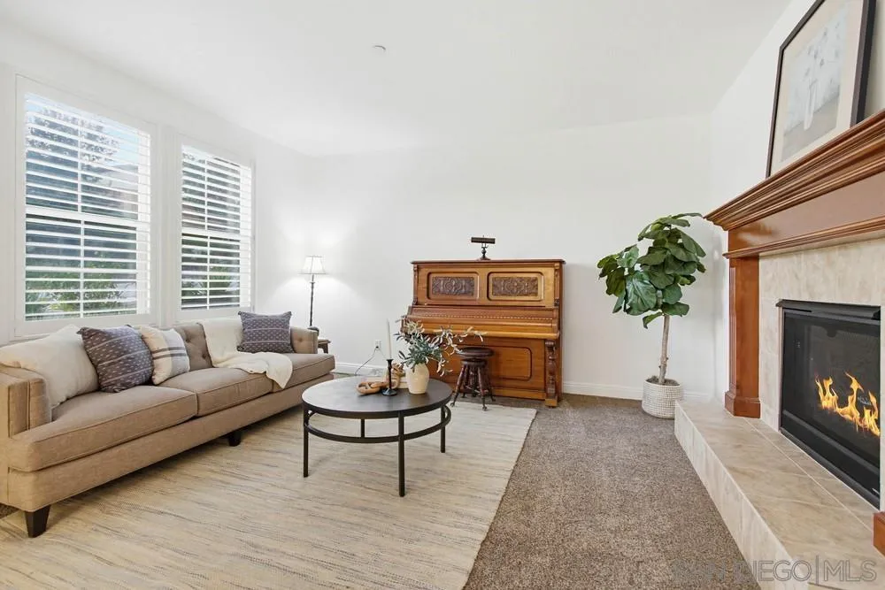 https://cdn.realtyfeed.com/cdn/127/260001566/cd250766d6e5c4276bcbe30d1f74dad2.webp