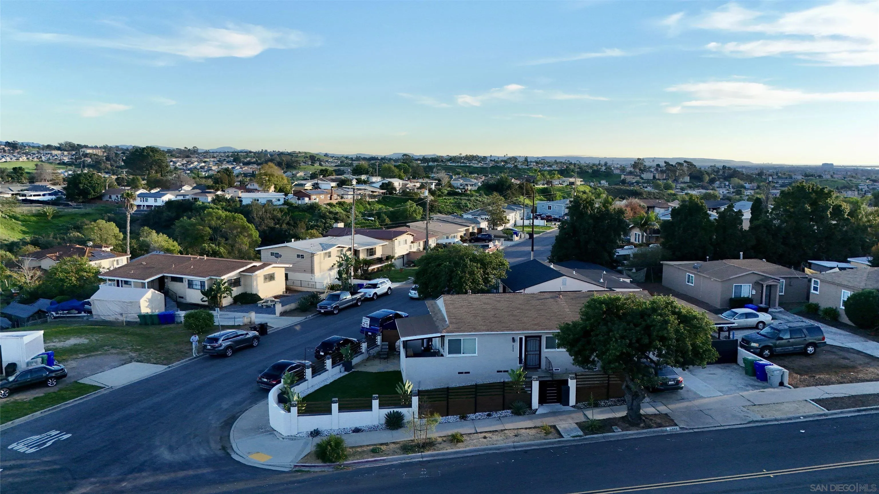 https://cdn.realtyfeed.com/cdn/127/260001570/58754924d227db7369f6a3423ce02e67.webp