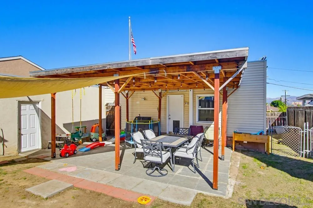 https://cdn.realtyfeed.com/cdn/127/260001575/ac22fda7a7f6f293a8fd6e8893e93d16.webp