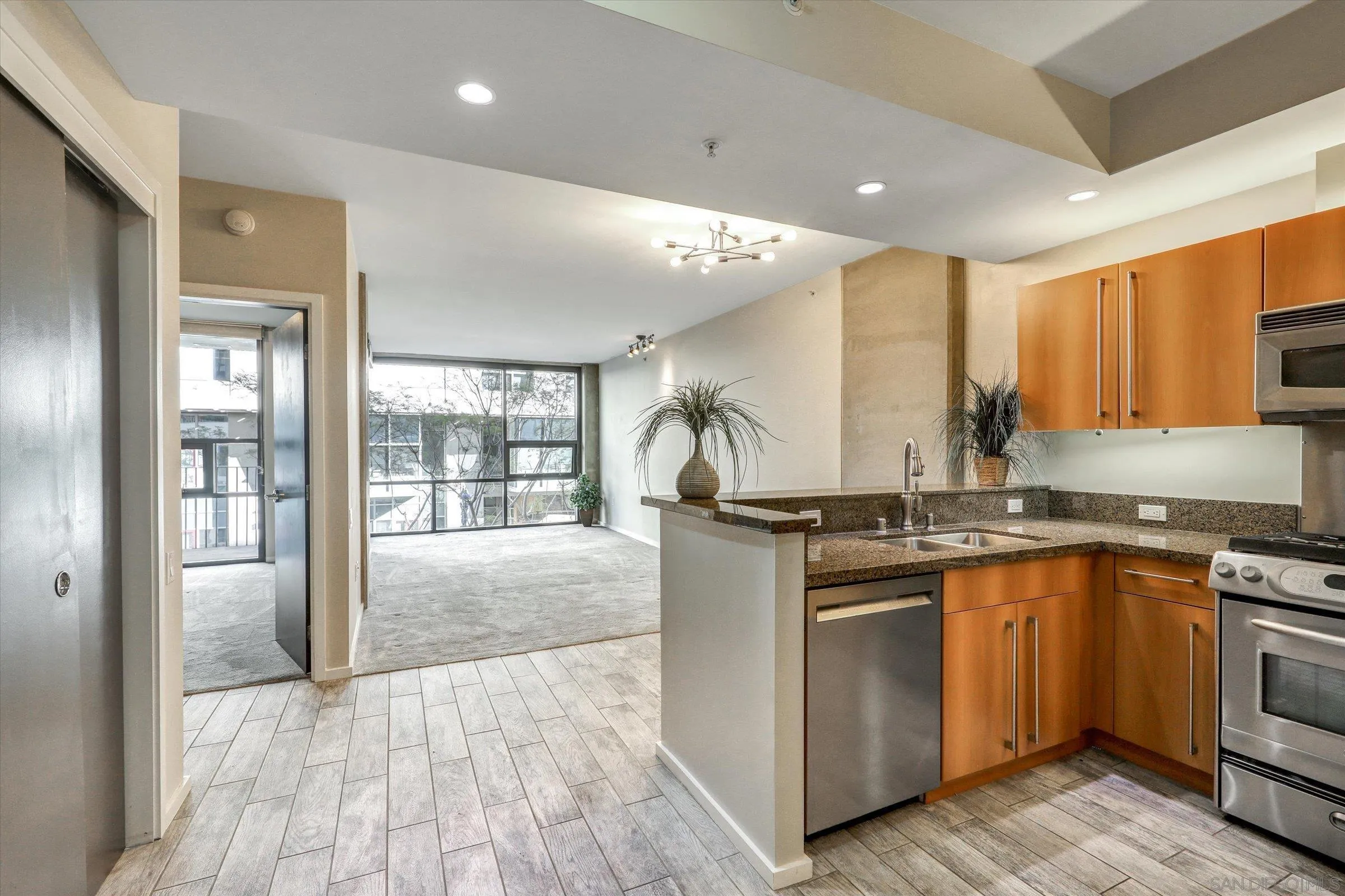 350 11Th Ave UNIT 323, San Diego, CA, 92101