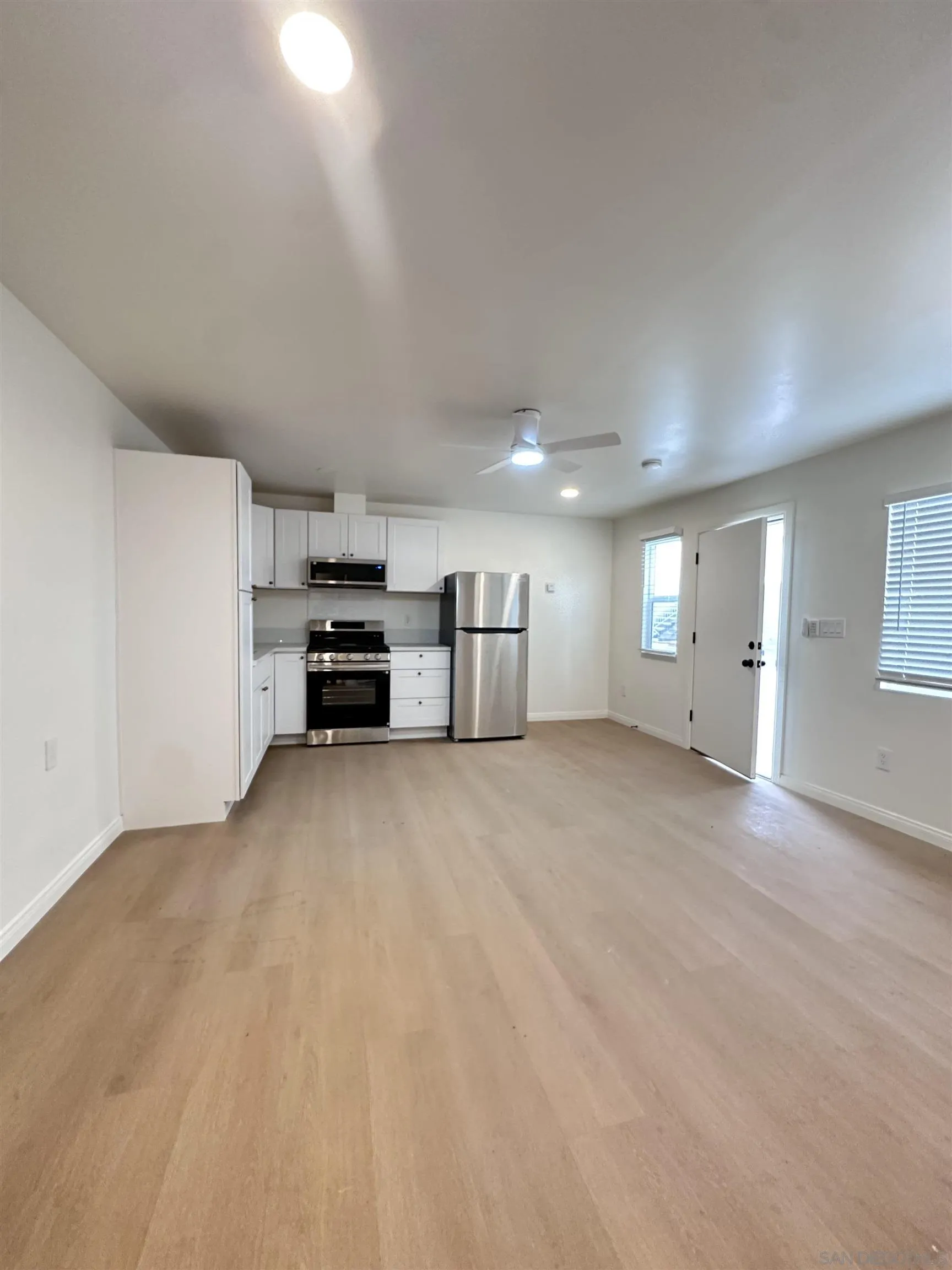 930 B Avenue Unit 26, National City, CA 91950 - Photo 5 of 10, National City, CA