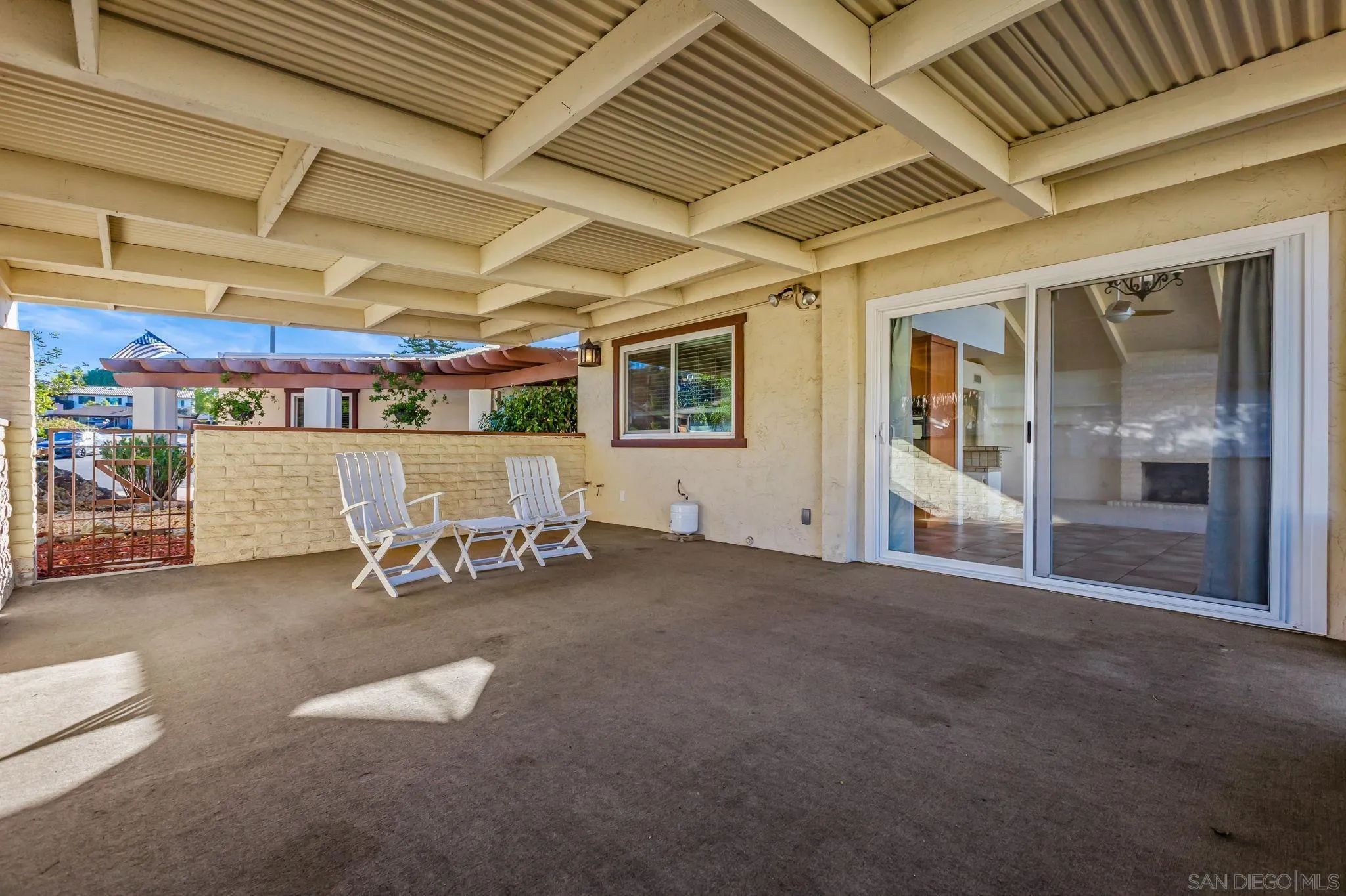 https://cdn.realtyfeed.com/cdn/127/260001583/59eb196ffb994a466e0a946a26d13c55.webp