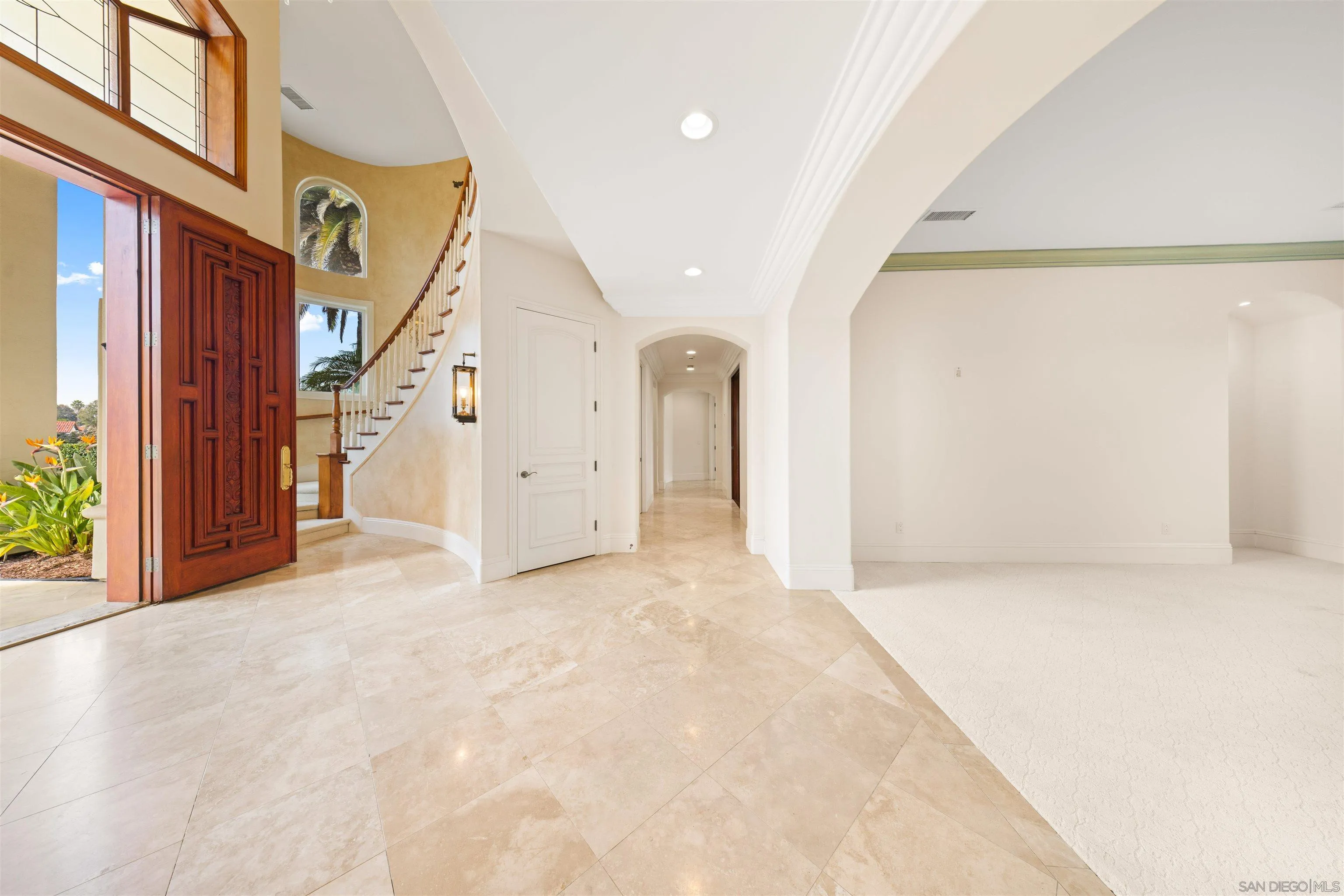 https://cdn.realtyfeed.com/cdn/127/260001585/20a271458deb2c26af50d37abae11ecd.webp