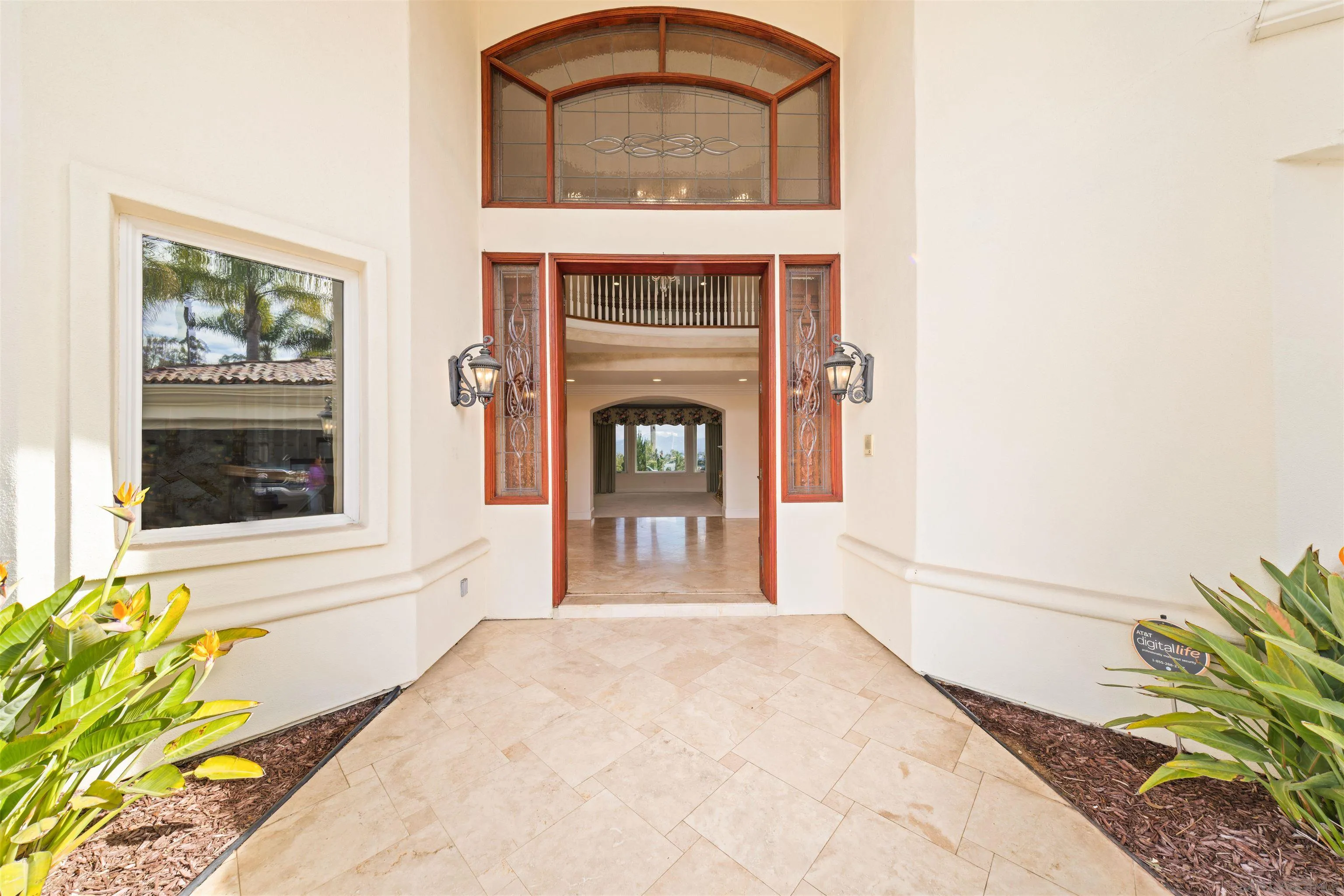 https://cdn.realtyfeed.com/cdn/127/260001585/48c9f565b1e491836665d4094bbb4539.webp