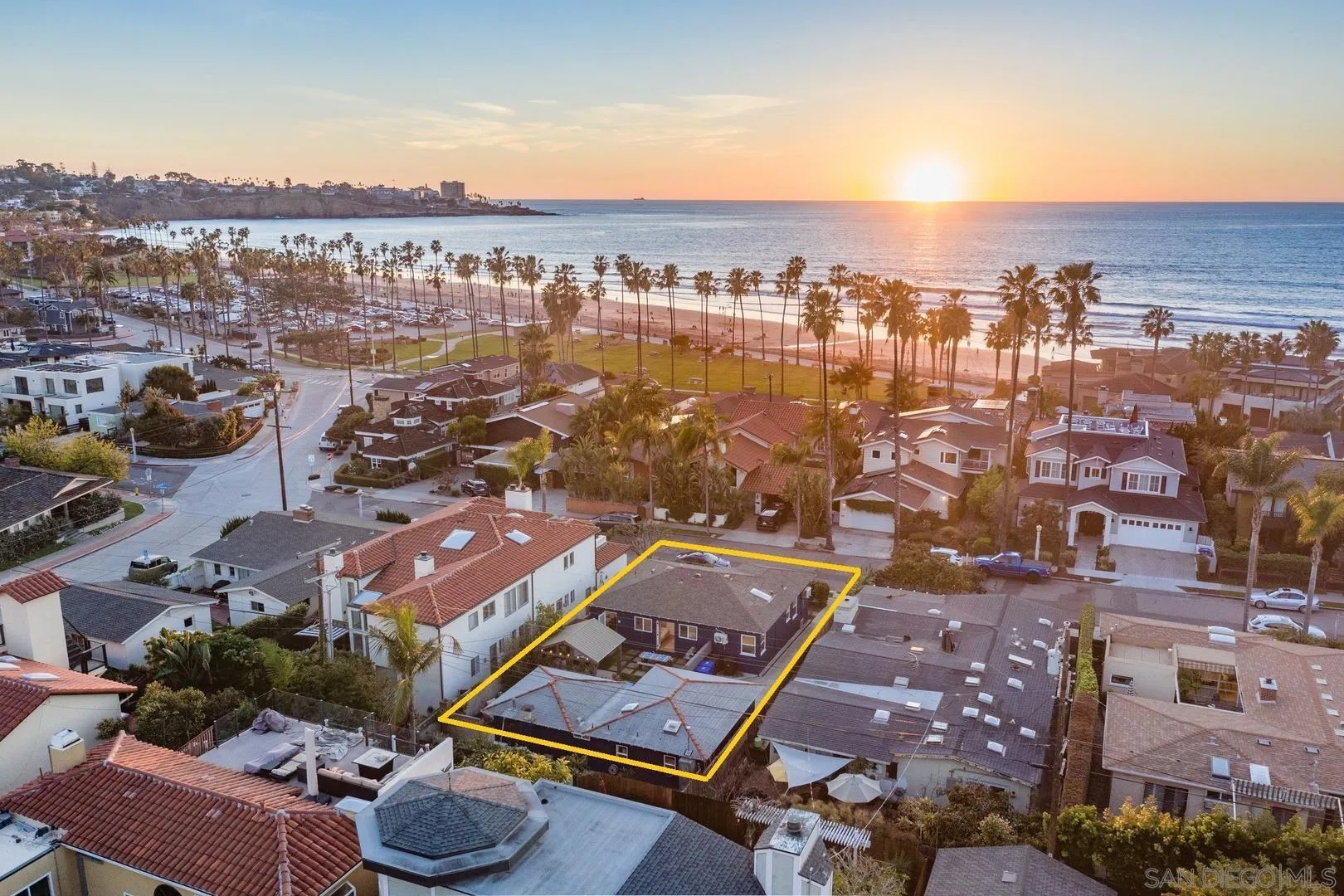 https://cdn.realtyfeed.com/cdn/127/260001589/ed6162cb92596987e3feedd212f9cce8.webp