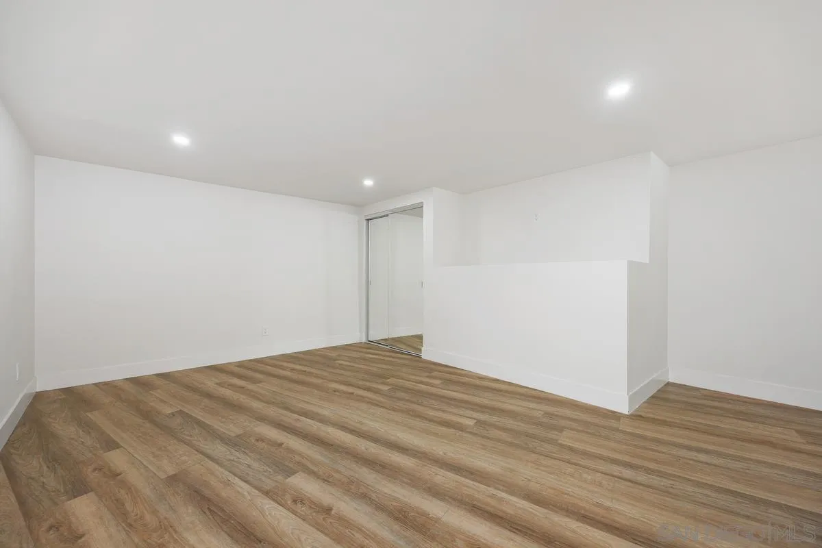 https://cdn.realtyfeed.com/cdn/127/260001590/4d55c0639f022024ea6f3ec871c27346.webp