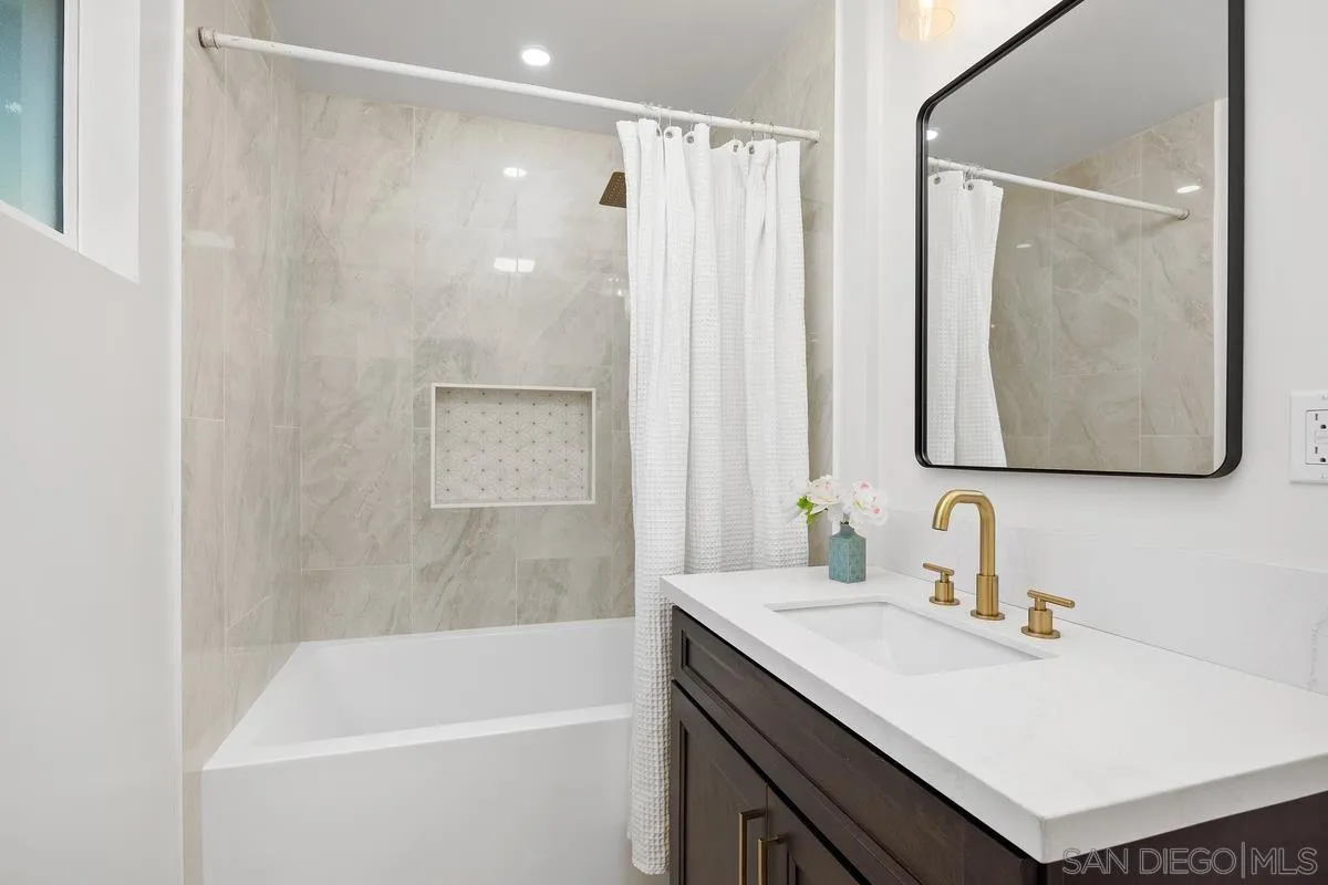 https://cdn.realtyfeed.com/cdn/127/260001590/4f4a496fd56dcf5231bab161b5479ace.webp