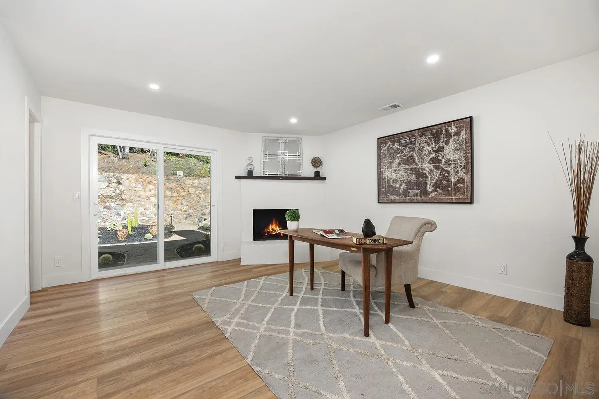 https://cdn.realtyfeed.com/cdn/127/260001590/569f0e24385ded09547dc4feae282340.webp
