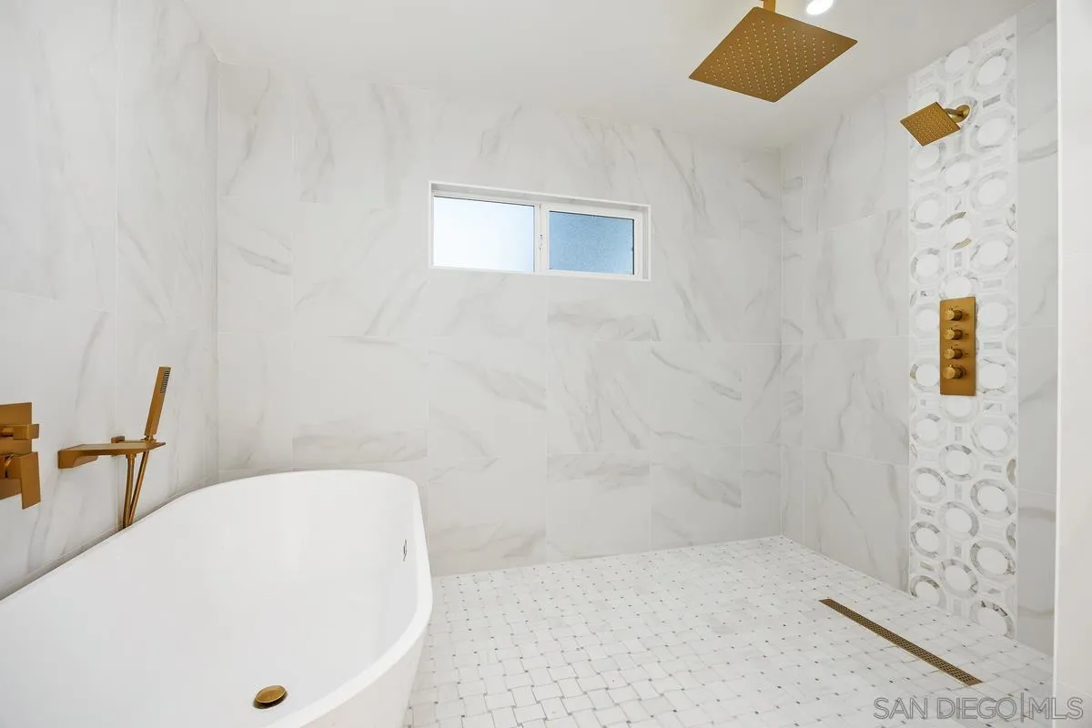 https://cdn.realtyfeed.com/cdn/127/260001590/6dfb6653f802748dac66d2a09890f892.webp