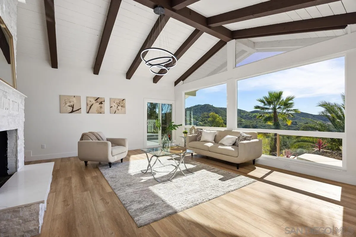 https://cdn.realtyfeed.com/cdn/127/260001590/809d1cf617a9e843fe359b12d3b56585.webp