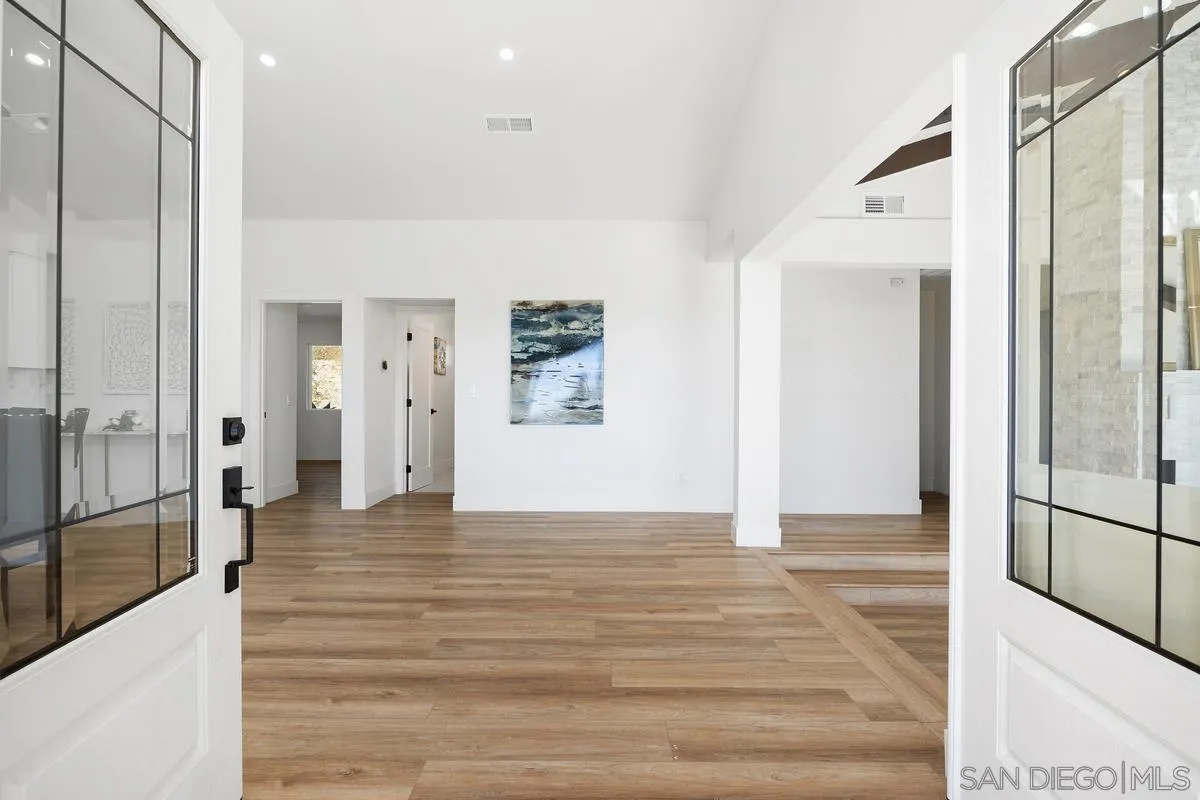 https://cdn.realtyfeed.com/cdn/127/260001590/cd344e44c652a3b70333f9c339de1f12.webp