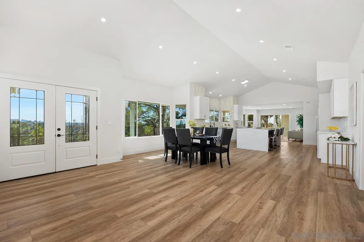 https://cdn.realtyfeed.com/cdn/127/260001590/fe7c88e12482ee675b903d3eaccb9604.webp