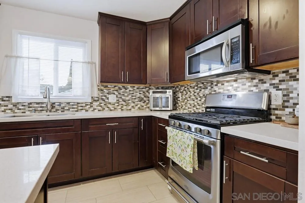 https://cdn.realtyfeed.com/cdn/127/260001591/1582de7fa25688d0cb9663bd875a6310.webp