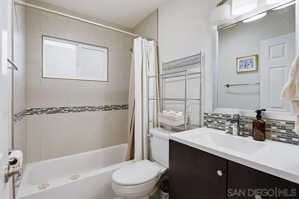 https://cdn.realtyfeed.com/cdn/127/260001591/23fdd1e0f471a0ffb7bb46203f5e3512.webp