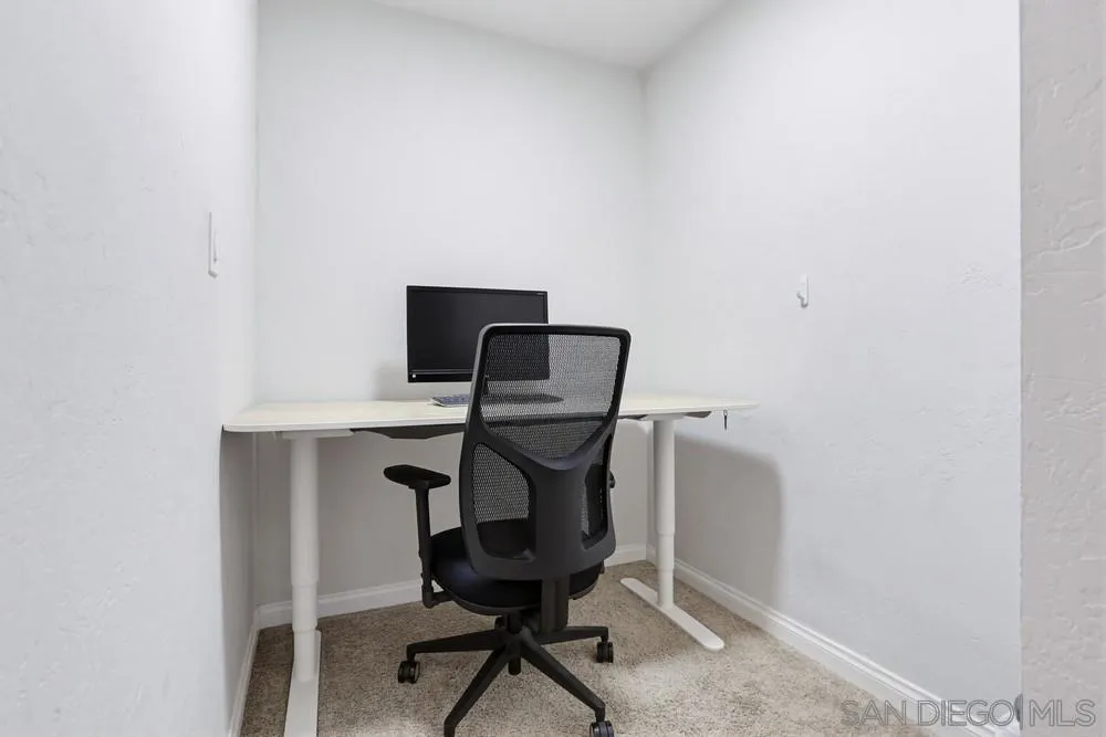 https://cdn.realtyfeed.com/cdn/127/260001591/7349a6cdd3e134679e877a95747e5d84.webp