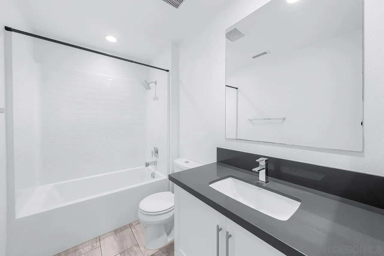 https://cdn.realtyfeed.com/cdn/127/260001592/0b384934b2fa8141b49587540d6be179.webp