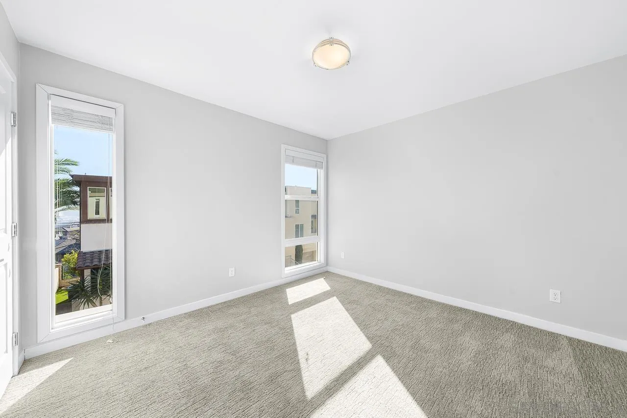 https://cdn.realtyfeed.com/cdn/127/260001592/0c366bc3115745e293b90532a220428a.webp