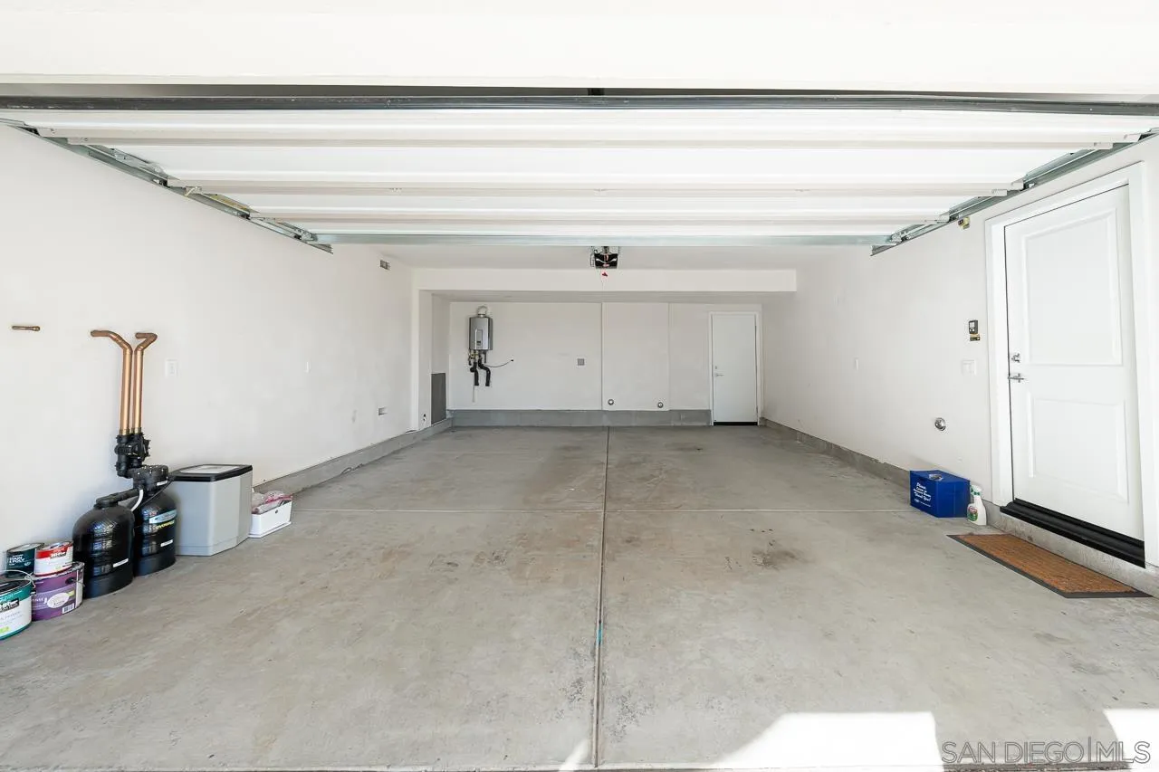 https://cdn.realtyfeed.com/cdn/127/260001592/194a765db2d5db9b5ce1c8ad22d9406f.webp