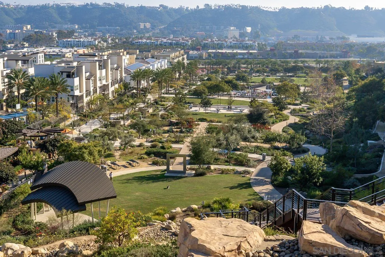 https://cdn.realtyfeed.com/cdn/127/260001592/31656f4f3414347bfb8c59b9b32b19fb.webp