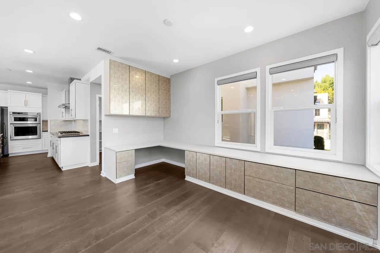 https://cdn.realtyfeed.com/cdn/127/260001592/4be04c88e0c5704e3f806d56c115d319.webp