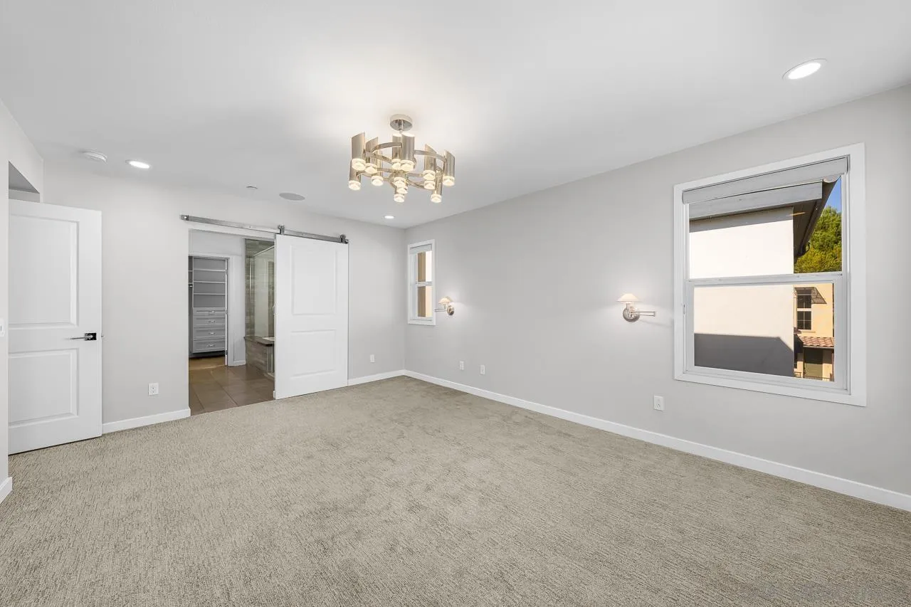 https://cdn.realtyfeed.com/cdn/127/260001592/692233d95e2343eb76ba04b03124f553.webp