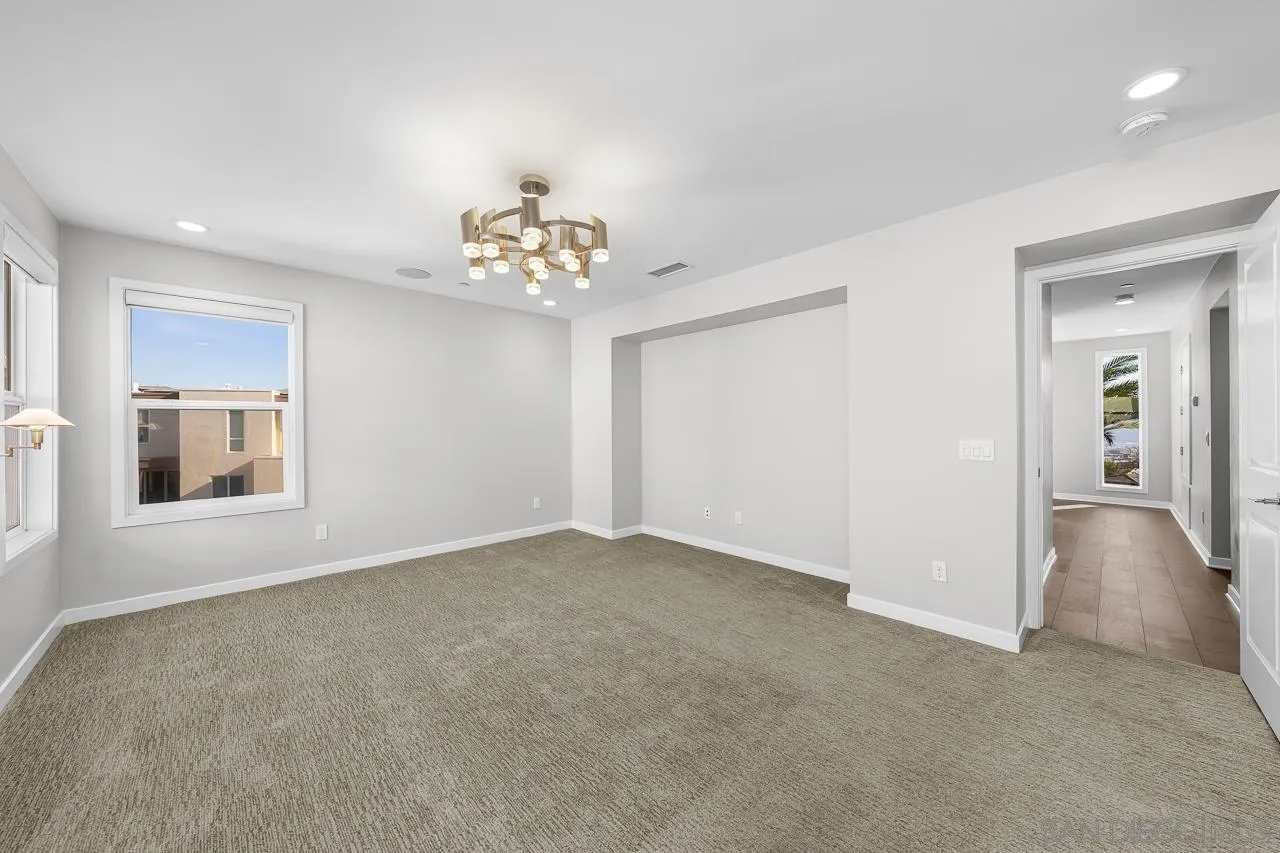 https://cdn.realtyfeed.com/cdn/127/260001592/89f3a5a1b0a3a267ee57c8a0536dac04.webp