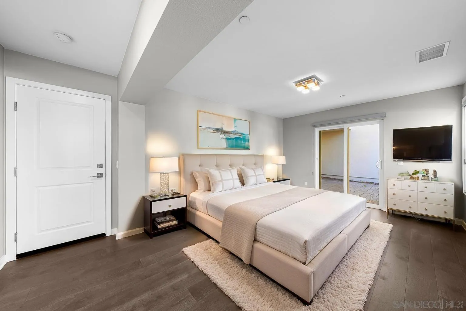 https://cdn.realtyfeed.com/cdn/127/260001592/d343a9f184bb5c77add76c7382023784.webp