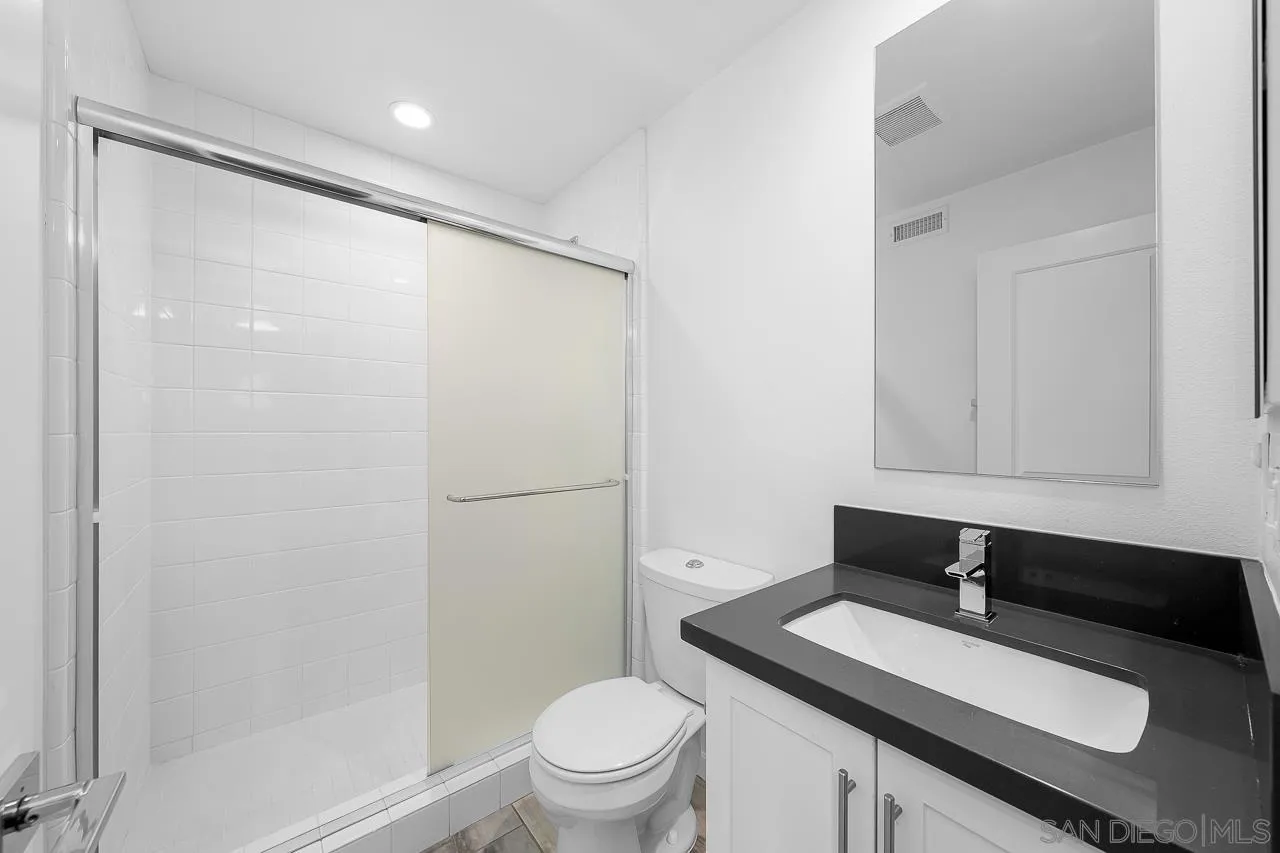 https://cdn.realtyfeed.com/cdn/127/260001592/f3a4f5149dc4cfb10fe14f549411cb9c.webp