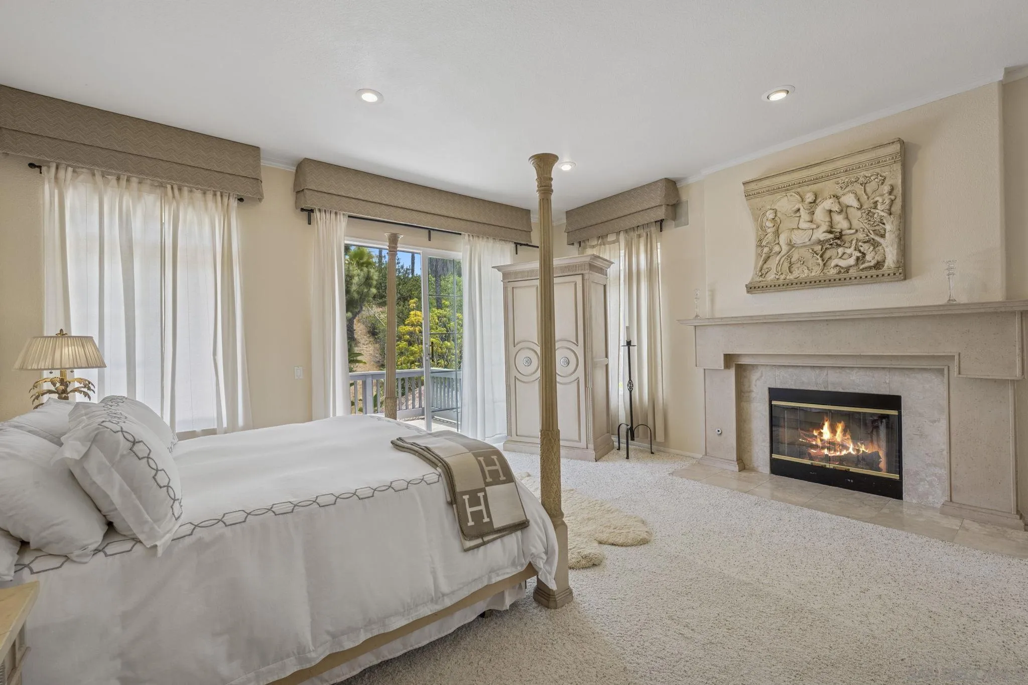https://cdn.realtyfeed.com/cdn/127/260001598/56565c44912a3ad127646d1a0f62678f.webp