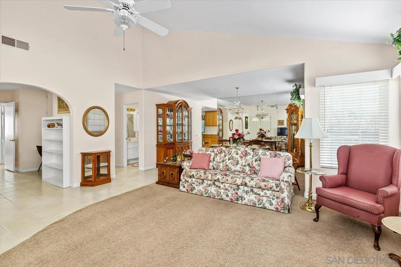 https://cdn.realtyfeed.com/cdn/127/260001608/00b739cad7ebc3b18fb3a4779b882d8e.webp
