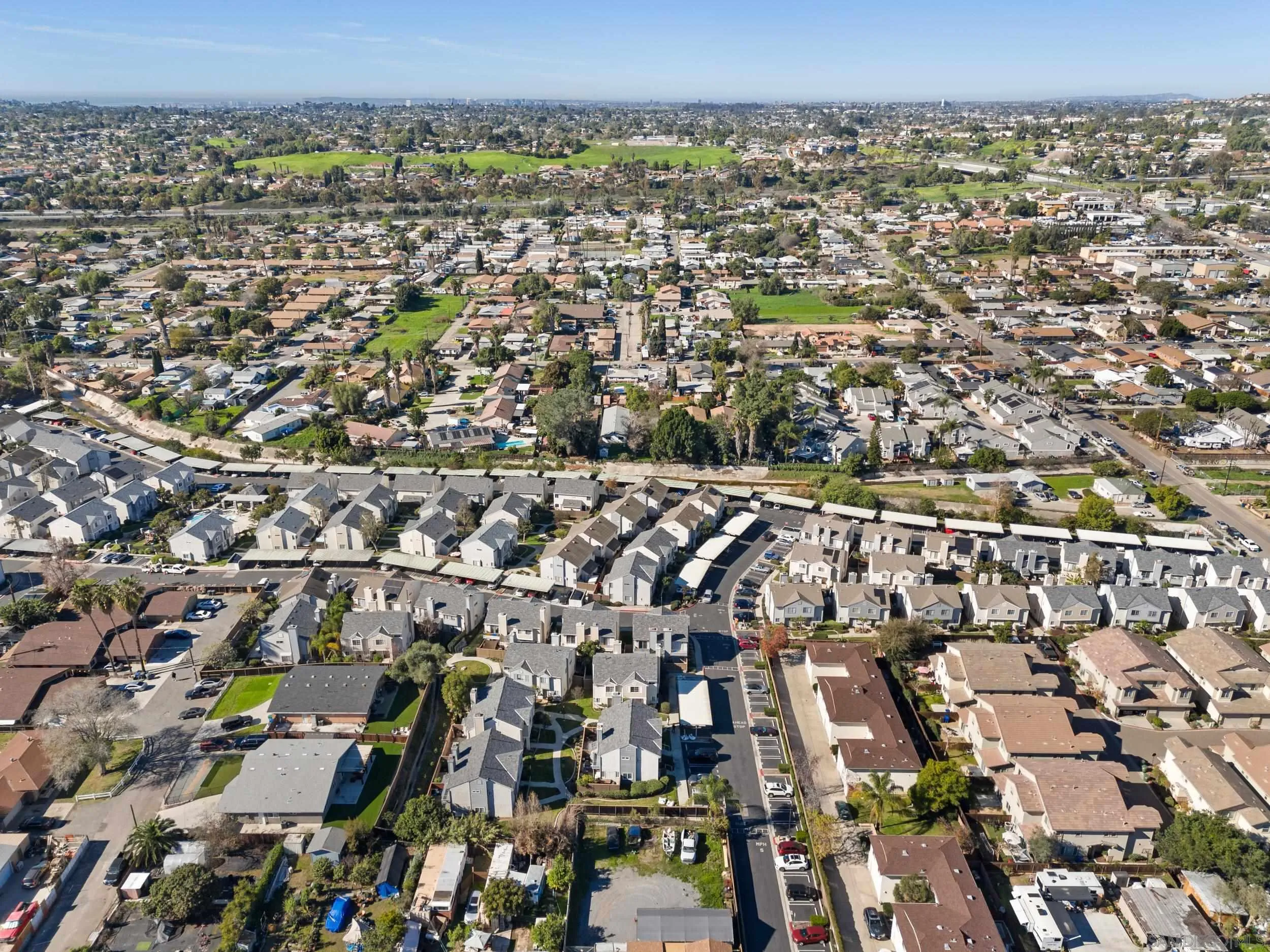 https://cdn.realtyfeed.com/cdn/127/260001610/192643ead424ea067f0f810da514f733.webp