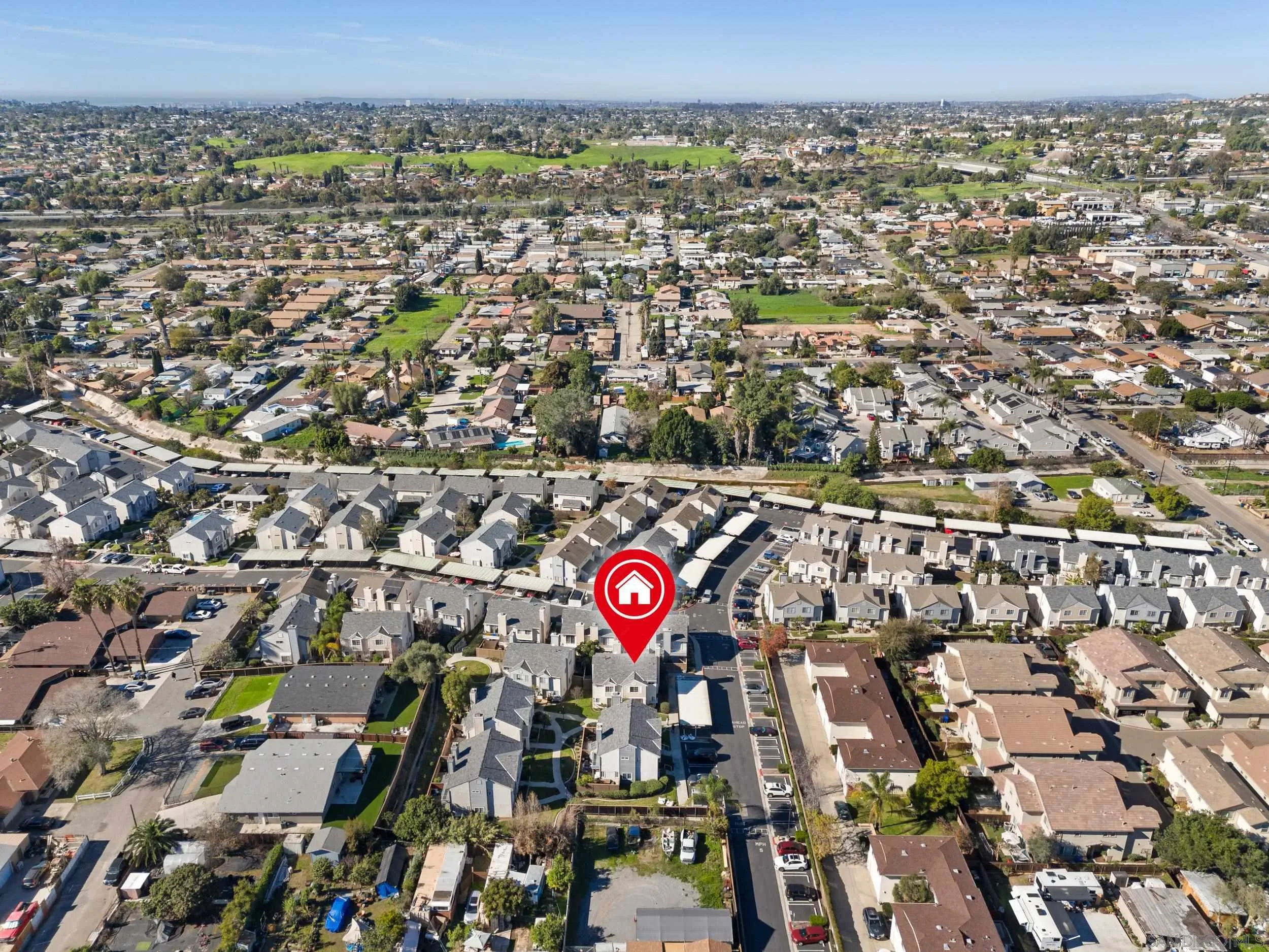 https://cdn.realtyfeed.com/cdn/127/260001610/bbed250decb70c11d8984303570c3fe0.webp