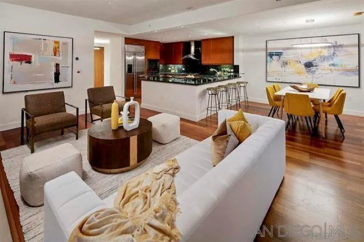 Photo #7: 260001615 Listing: Photo #7