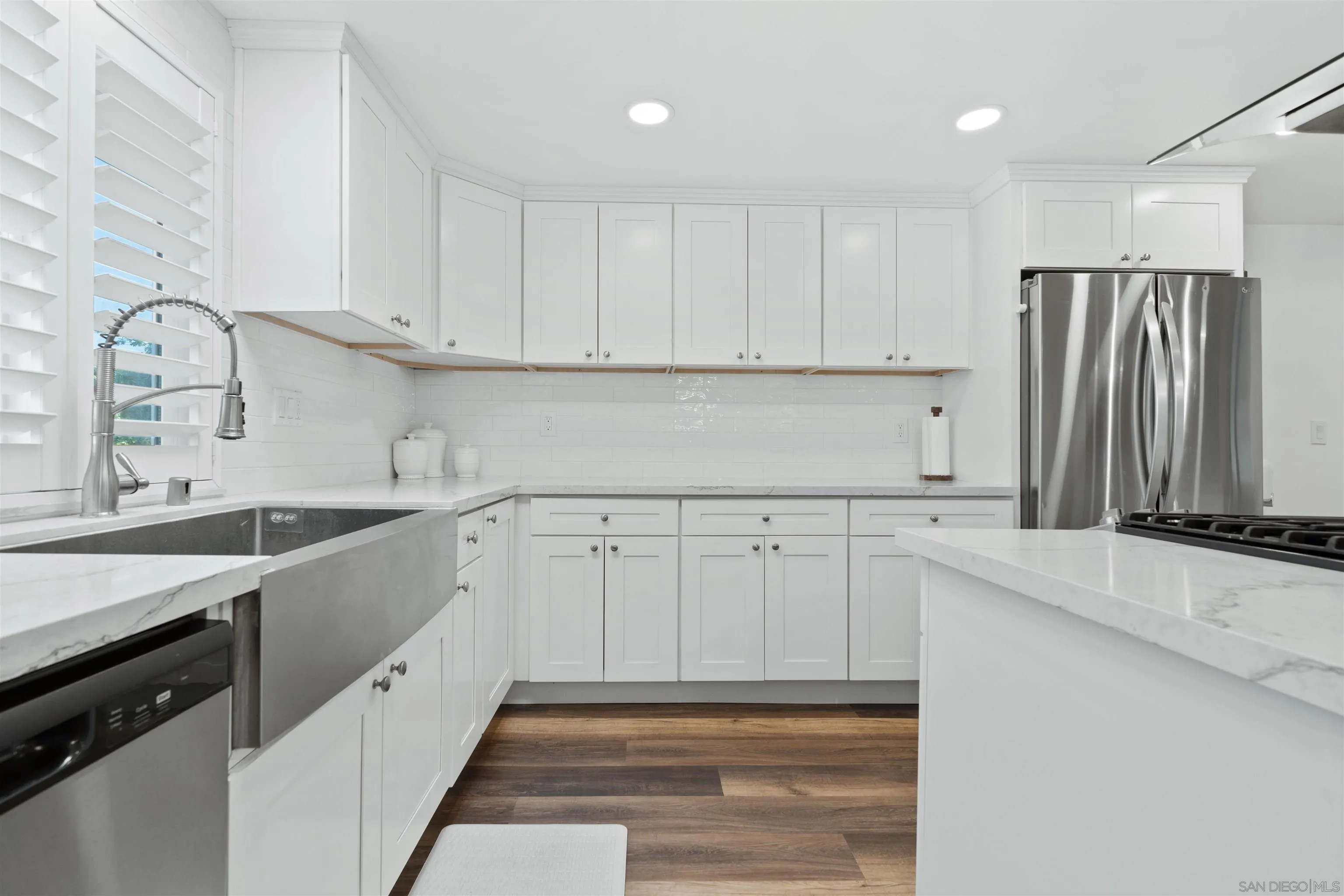 https://cdn.realtyfeed.com/cdn/127/260001616/339c7dd6adf999807ab760bcc19426fc.webp