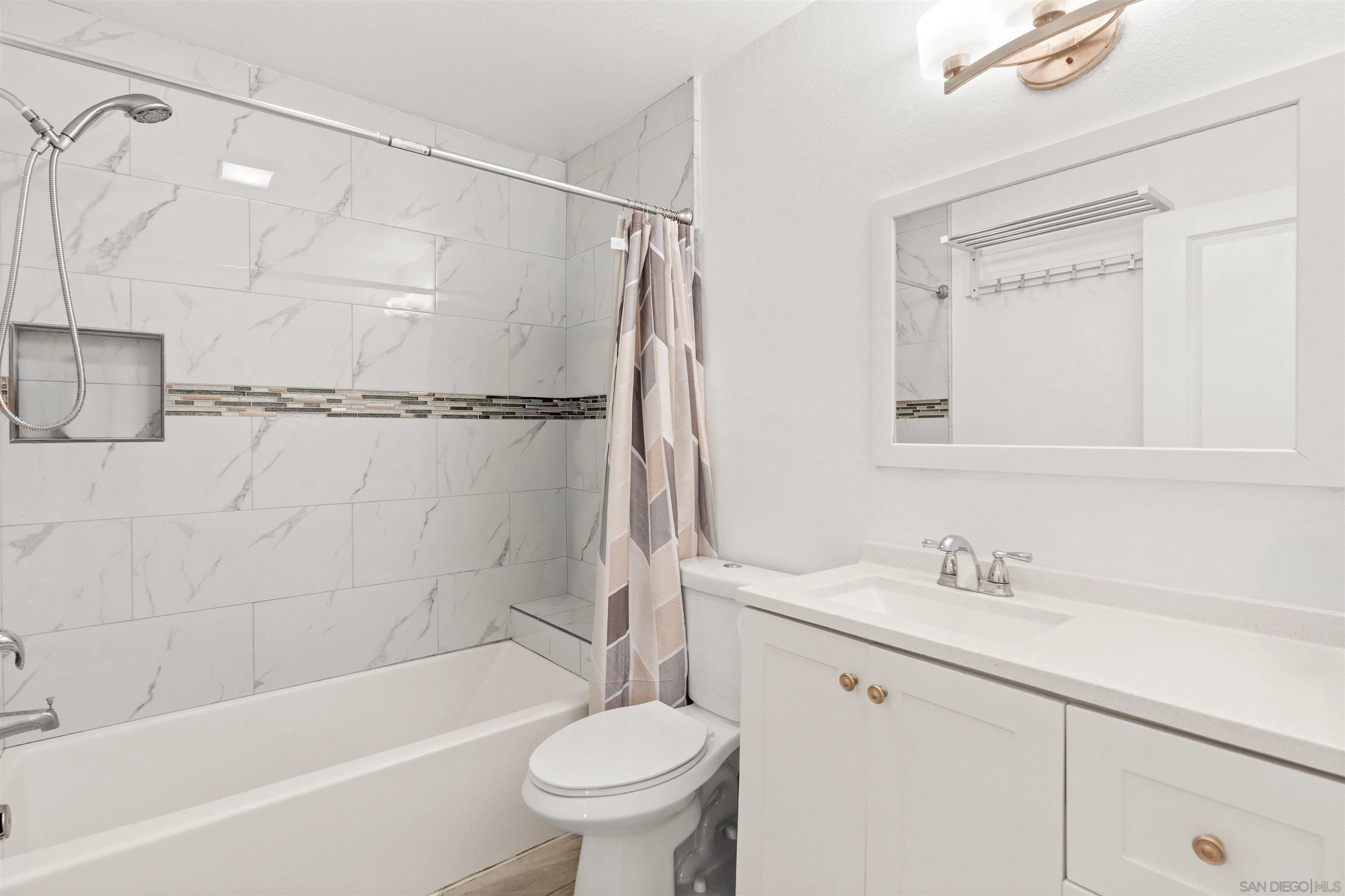 https://cdn.realtyfeed.com/cdn/127/260001617/4470be94b3adf20e4ebd355819edcc99.webp