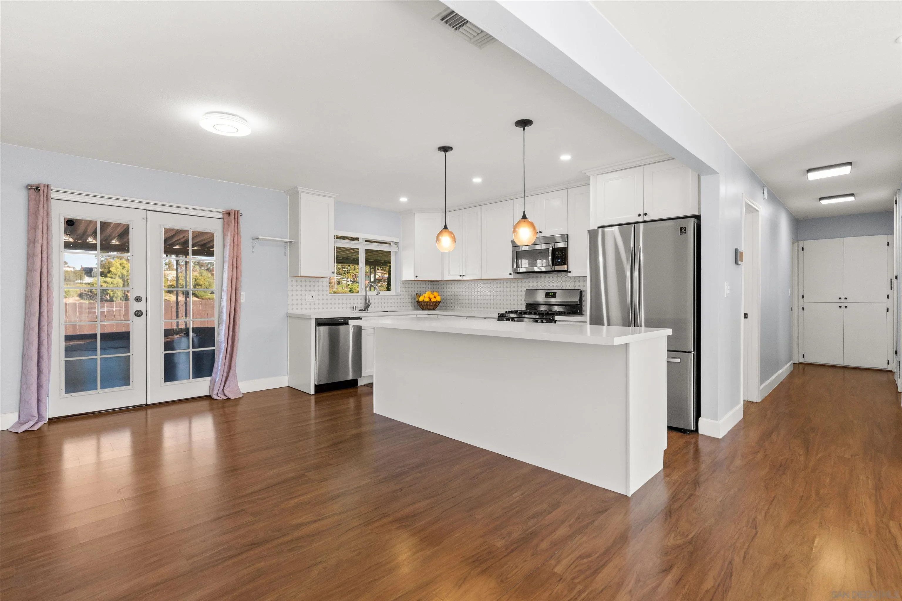 https://cdn.realtyfeed.com/cdn/127/260001617/c14c8dc6cf328382780bcaa6c6086567.webp