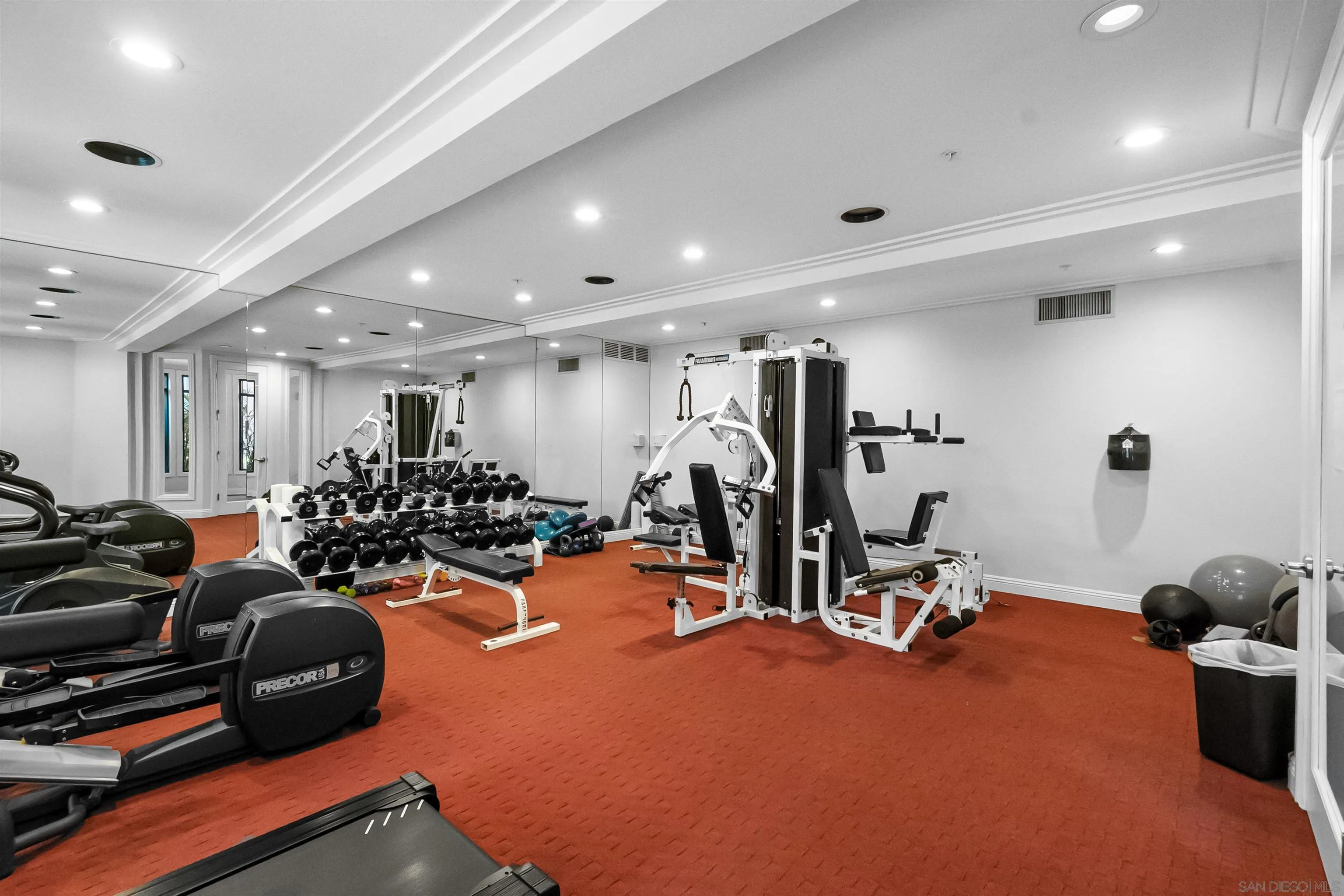 Photo #37: 260001618 Listing: Photo #37