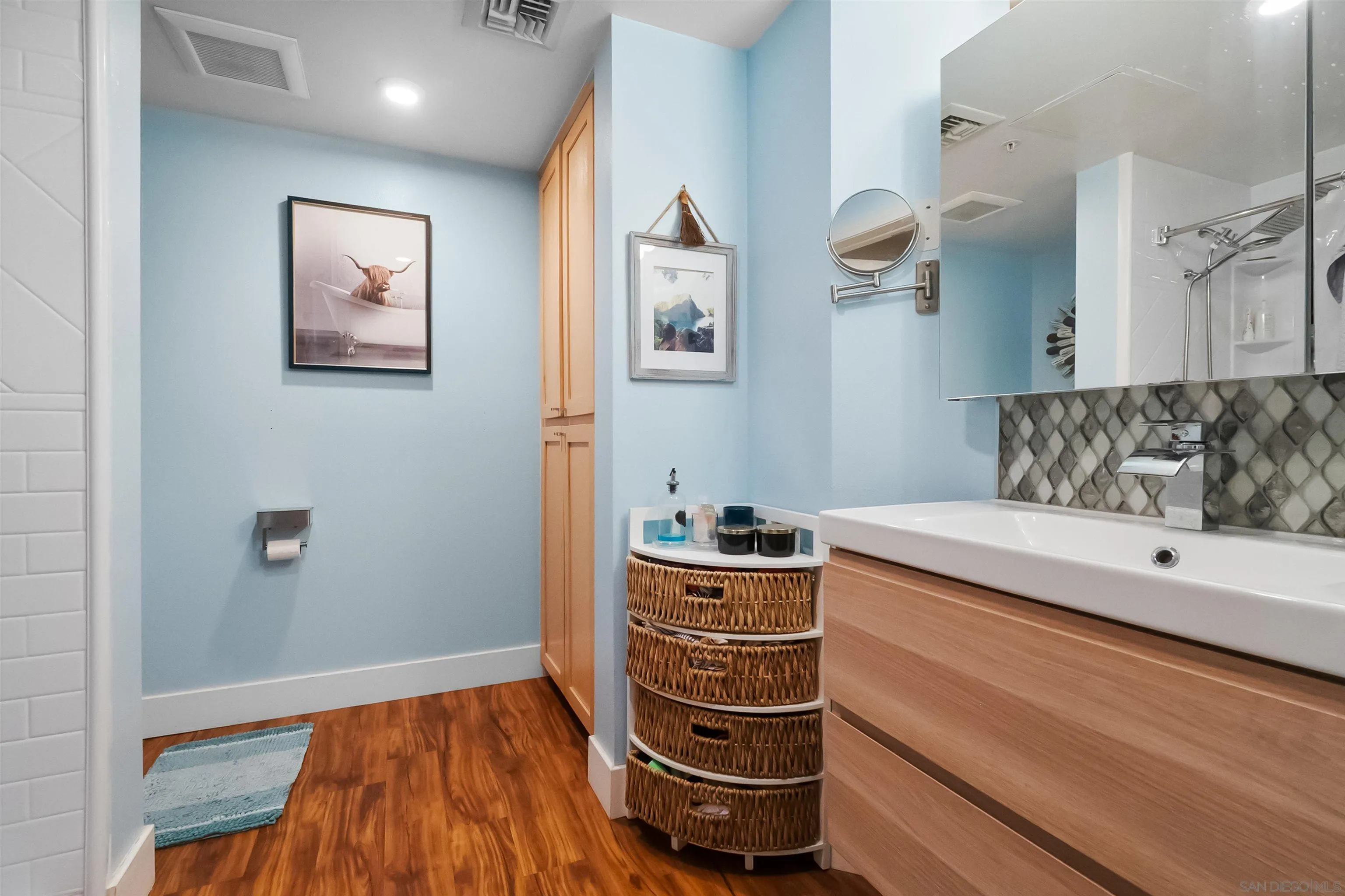 Photo #23: 260001619 Listing: Photo #23