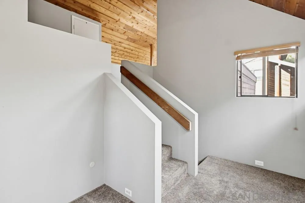 https://cdn.realtyfeed.com/cdn/127/260001620/01978311178d7ae8468ab77a0513b4e8.webp